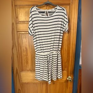 Zenana Striped Romper XL White w/black stripes. Pockets!